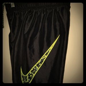 Nike Boy's swim trunks